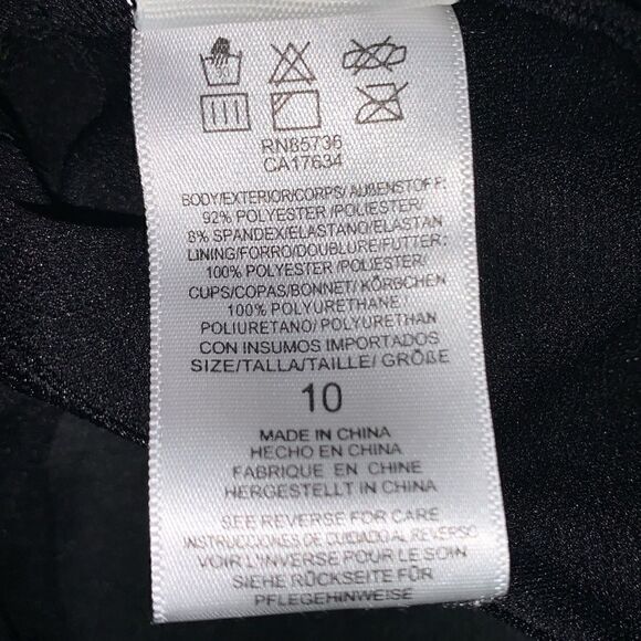 Calypoo Cove Black Center Sorunched Ruffle One Piece Swimsuit Size 10 - Picture 9 of 9